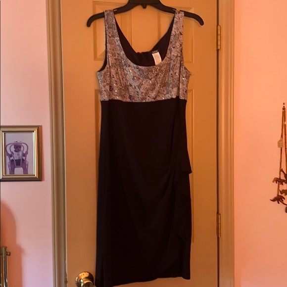 Semi Formal MSK Dress - Picture 2 of 6